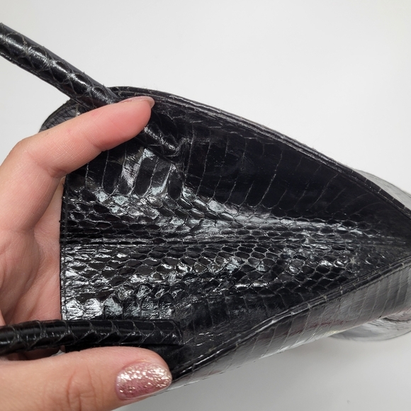 Vintage Made in Italy Faux Crocodile Black Handbag Textured Flap Closure Grunge‎ - Picture 10 of 17